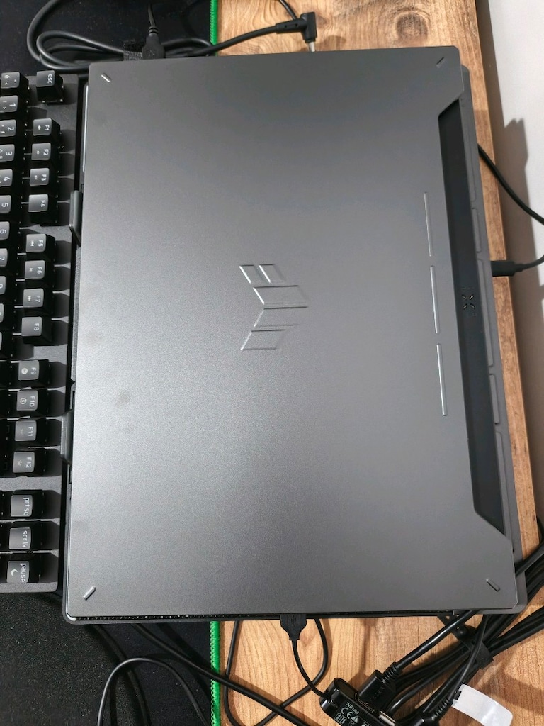 ASUS TUF GAMING F15 - 4