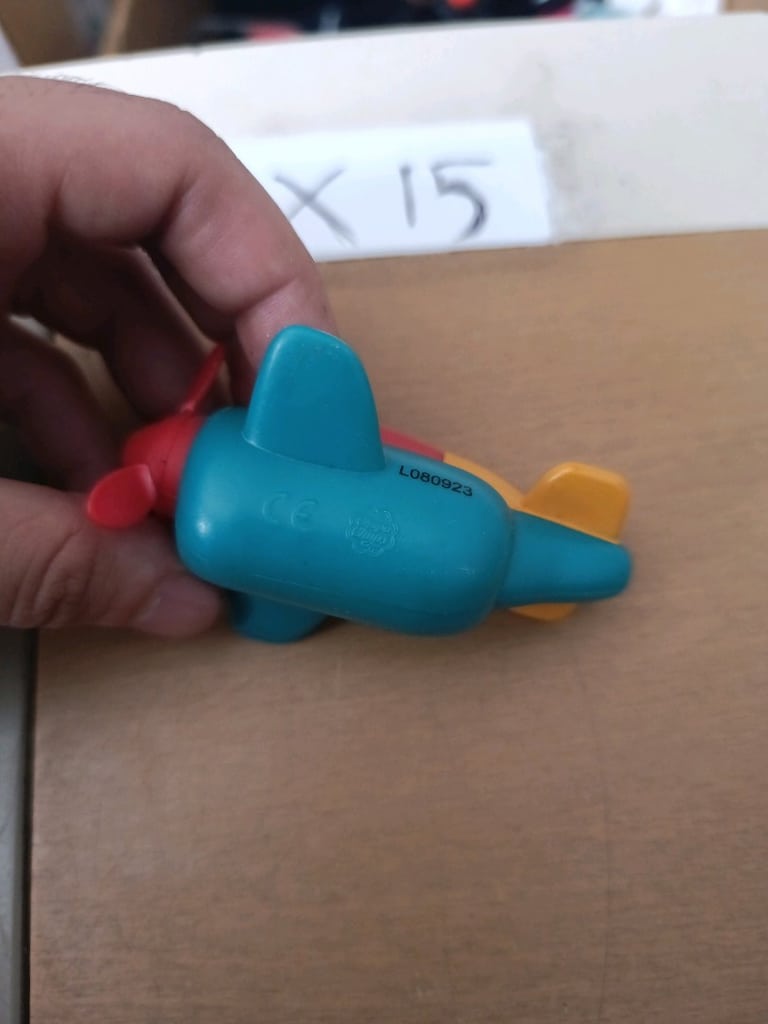 Satılık Chupa Chups Crazy Plane Oyuncak Uçak – 2023 üretimi, temiz dur - 3