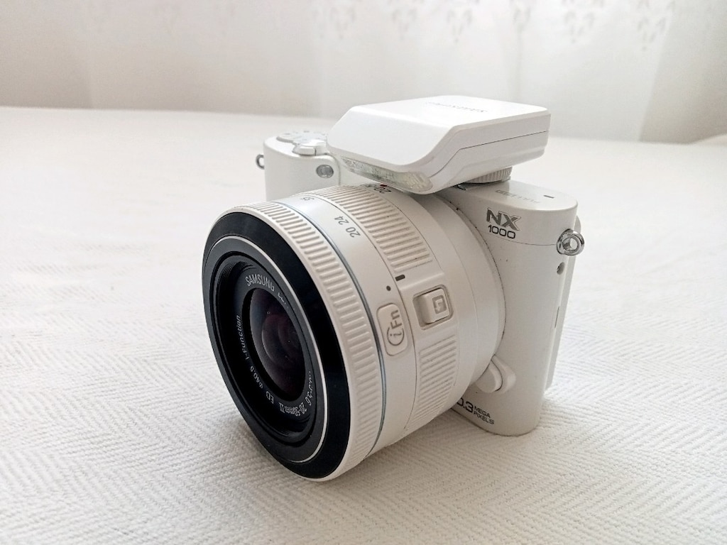 Samsung NX1000 Fotoğraf Makinesi - 5