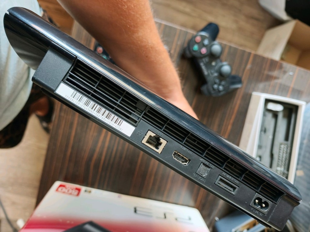PS3 500GB güvenlik bandrolü. 80 oyunlu - 2