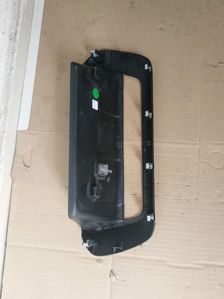 Citroen C5 Aircross Multimedya Ekranı Orta Çerçeve Paneli 2019 2026 - 2