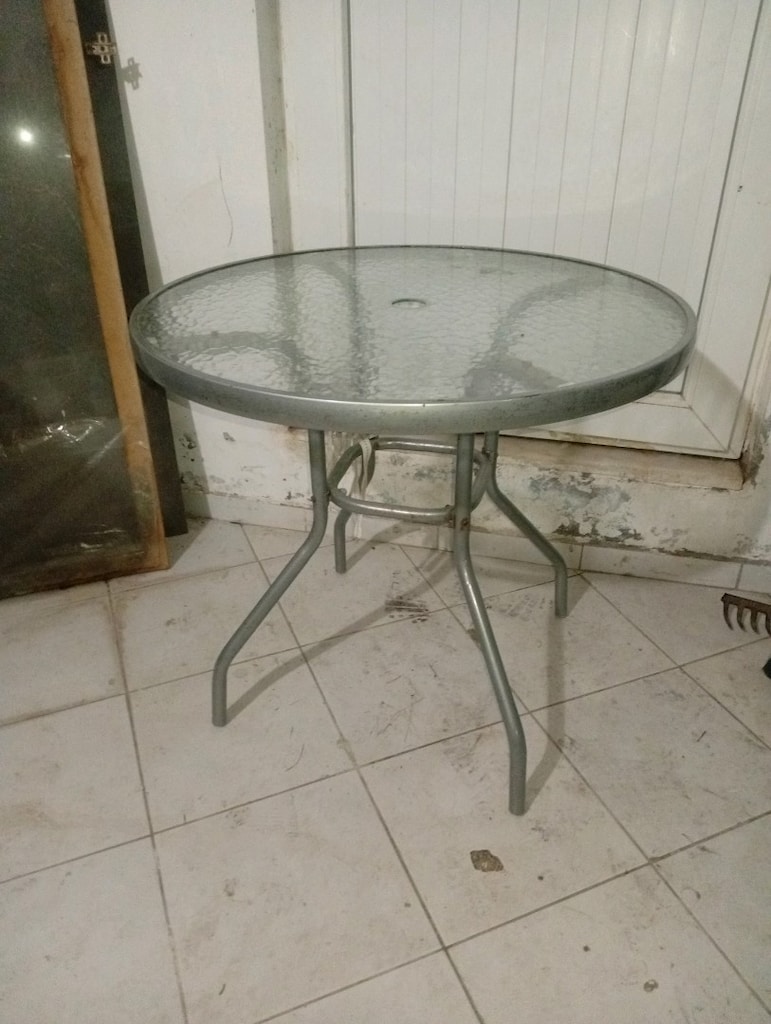 Lüks Cam Masa ( Ikea mağazasın'dan alınmıştır) - 3