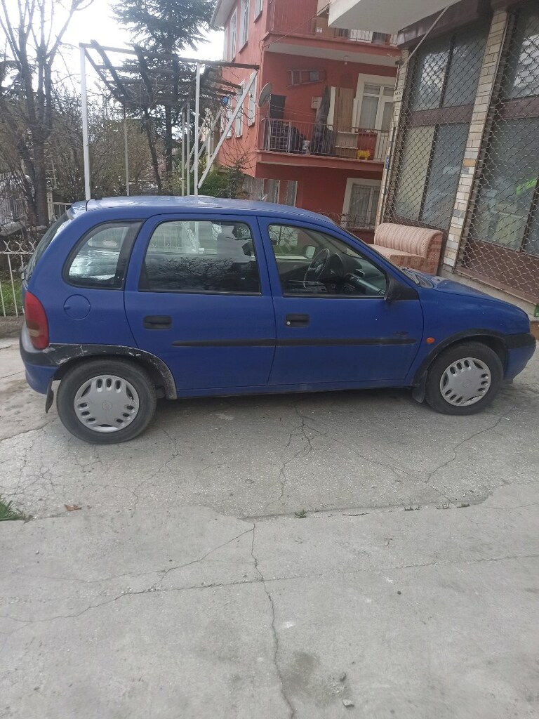 Opel Corsa - 13
