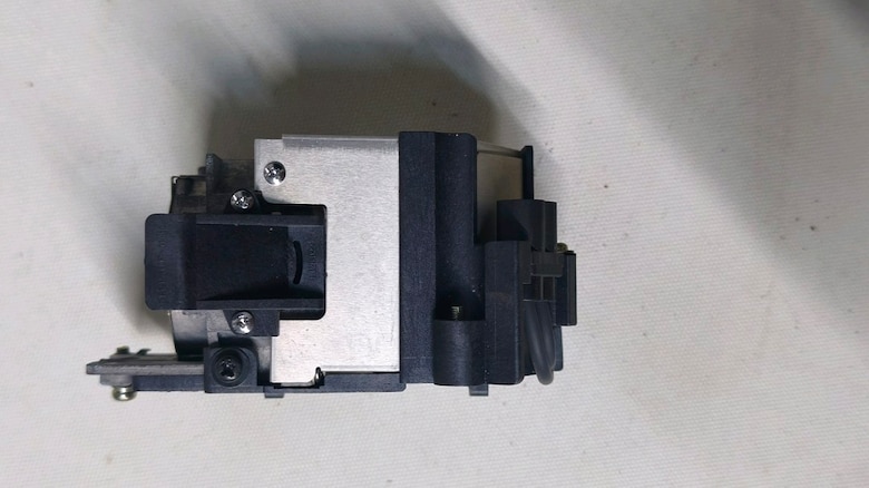Sony LMP-D200 Orijinal Projeksiyon Lambası (200W - Temiz Durumda) - 3