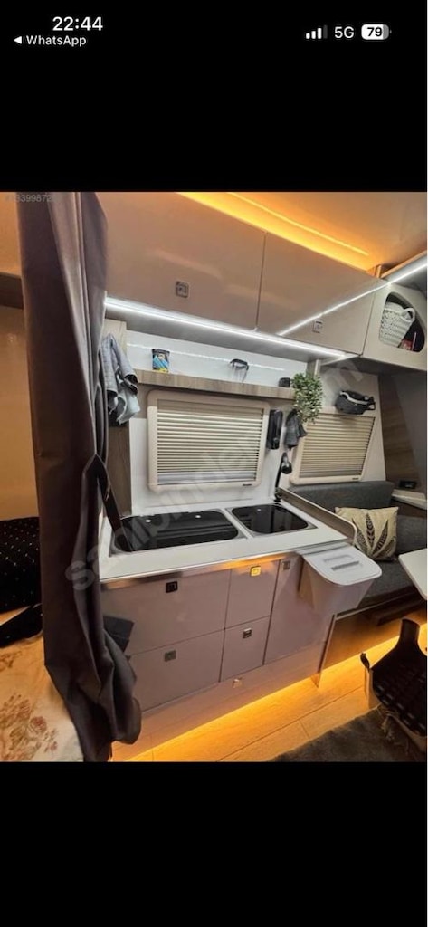 karavan - 4