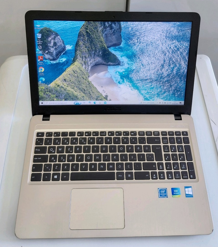 ASUS 15.6 İNÇ SSDLİ TERTEMİZ LAPTOP! - 2