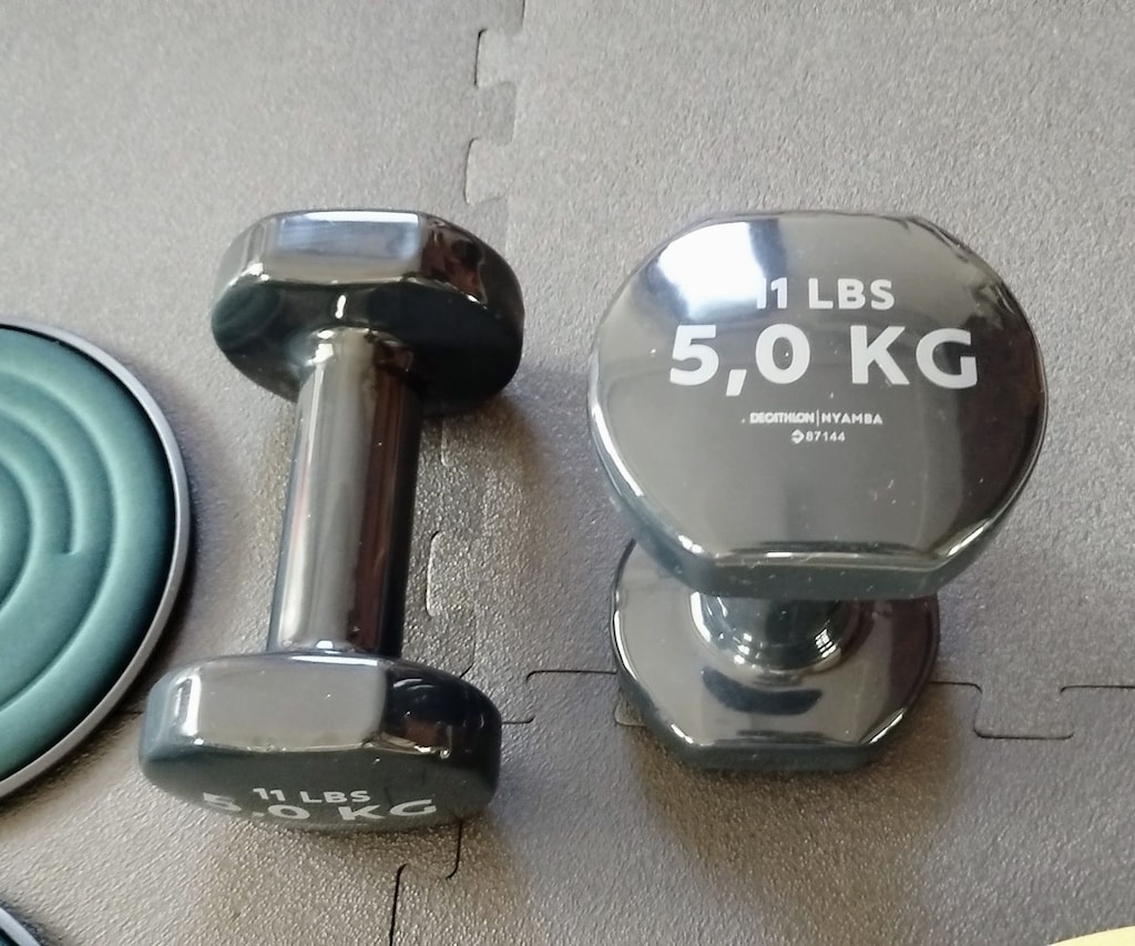 2x5 kg Dambıl + Çeşitli Spor Malzemeleri (Decathlon) - 2