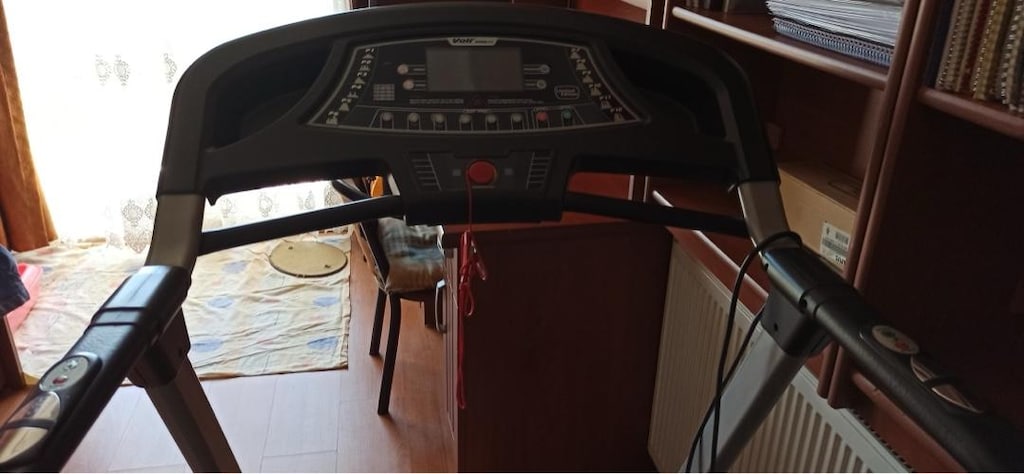 Voit Speed F1 Katlanabilir Koşu Bandı – Az Kullanılmış, Sorunsuz - 3