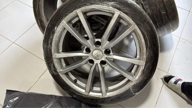 Proteria Jant Lastik 18 İnç sıfır durumunda