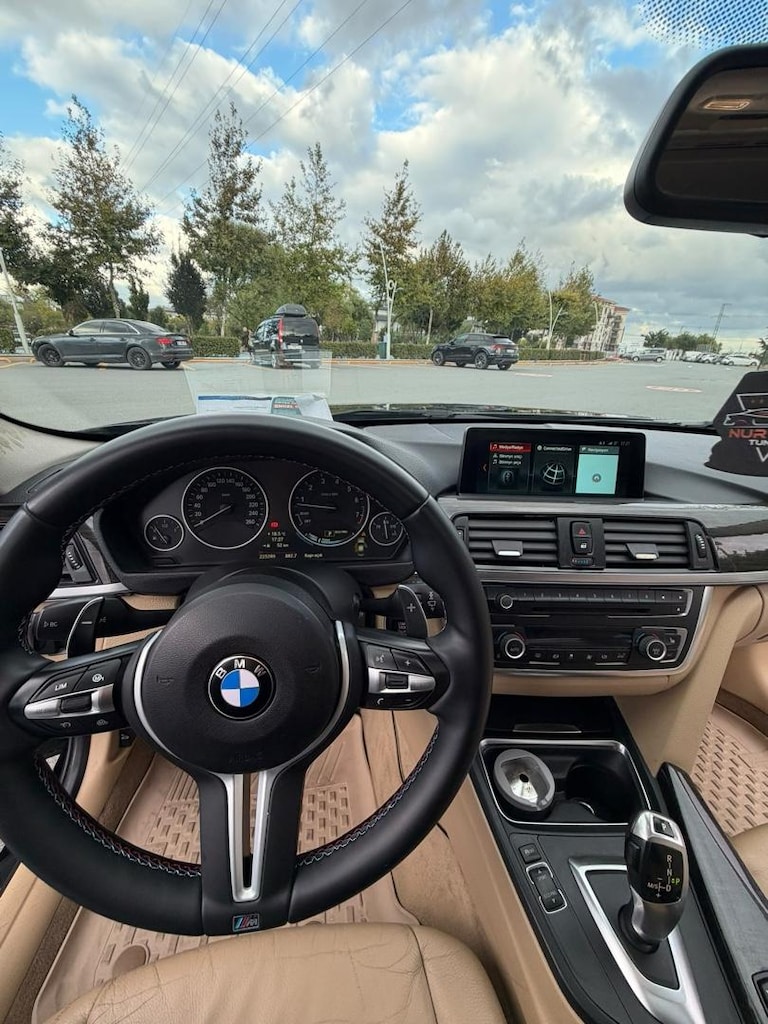 BMW 320i - 17