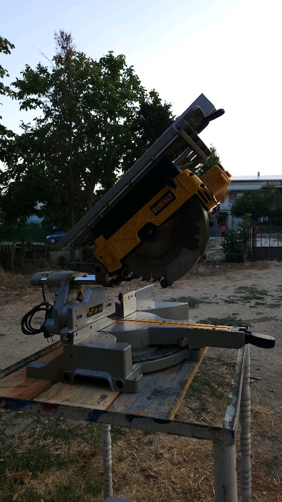 DEWALT GÖNYE KESME VE YATAR DAİRE - 14