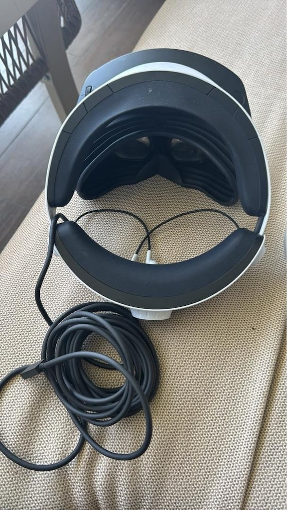 Sony Playstation VR2 Nerdeyse sıfır - 2