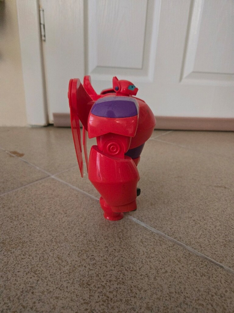 Baymax Kanatlı 20 cm - 2
