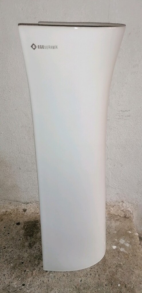 Lavabo tașı boyları duvara gelen tarafın boyu 50cm dir. eni 40 cm dir. - 6