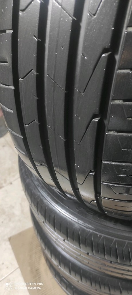 215/55/17 YENİ AYARINDA DİŞ DERİNLİKLERİ MÜKEMMEL 4 ADET TOPLAM 8750 t - 2