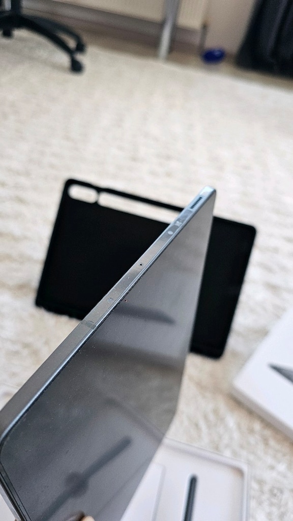 Jiletini Üzerinde S9 Fe+ Plus - 5