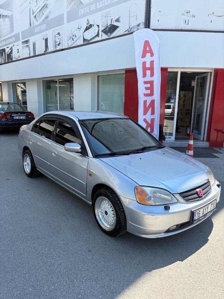 Honda civic 2002 264.000 - 3
