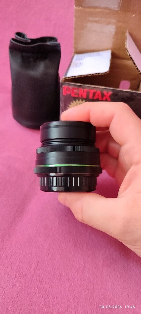 pentax da 70mm f2.4 limited kutulu 25000tl - 4