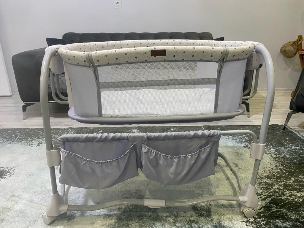 elektrikli otomatik sallanan anne yanı beşik ve yatak kademeli beşik