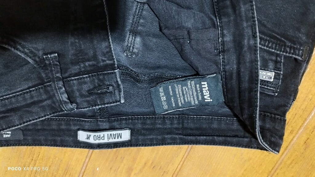 #Mavi Jeans kot pantolon..Mağazasında çok pahalıdır..Eni çekilince 42 - 6
