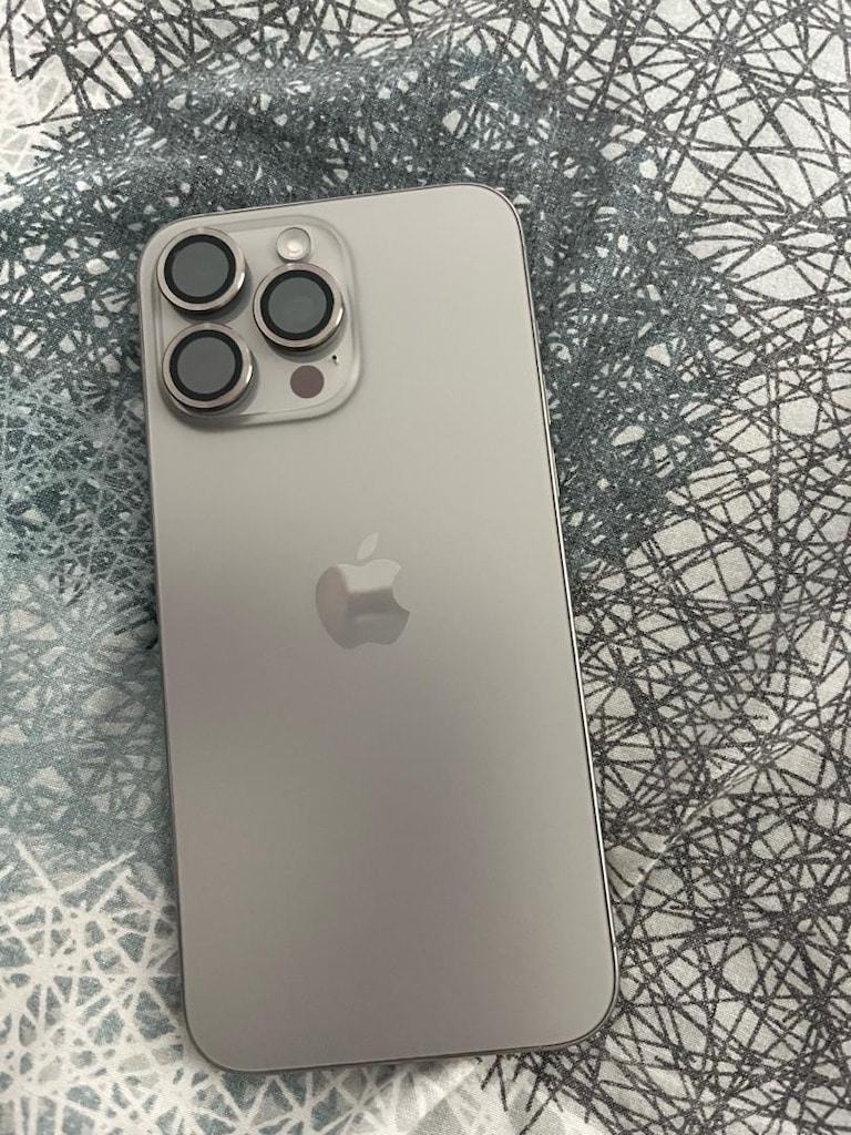 Yd iPhone 15 pro max - 2