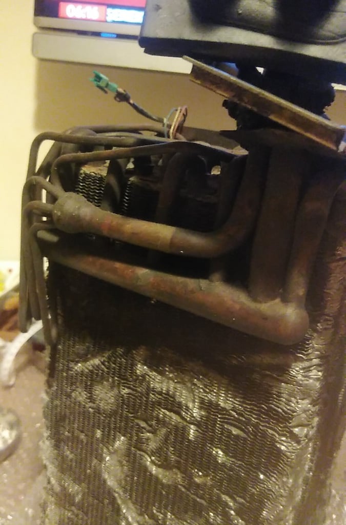 MERCEDES W115 KLİMA PETEK RADYATÖR - 10