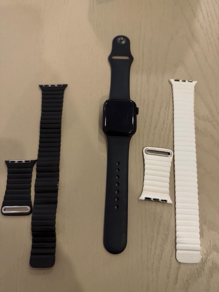 Apple Watch SE 2.nesil 40mm - 3