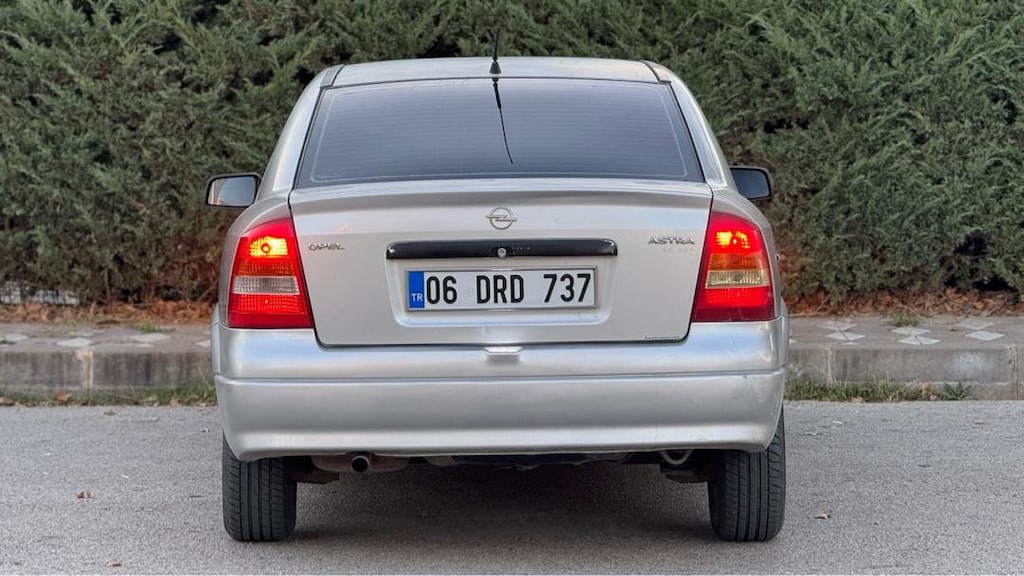 2001 Astra 1.6 LPG Otomatik Tek Değişen Tramersiz 2.5 Boya Aşırı Temiz - 2