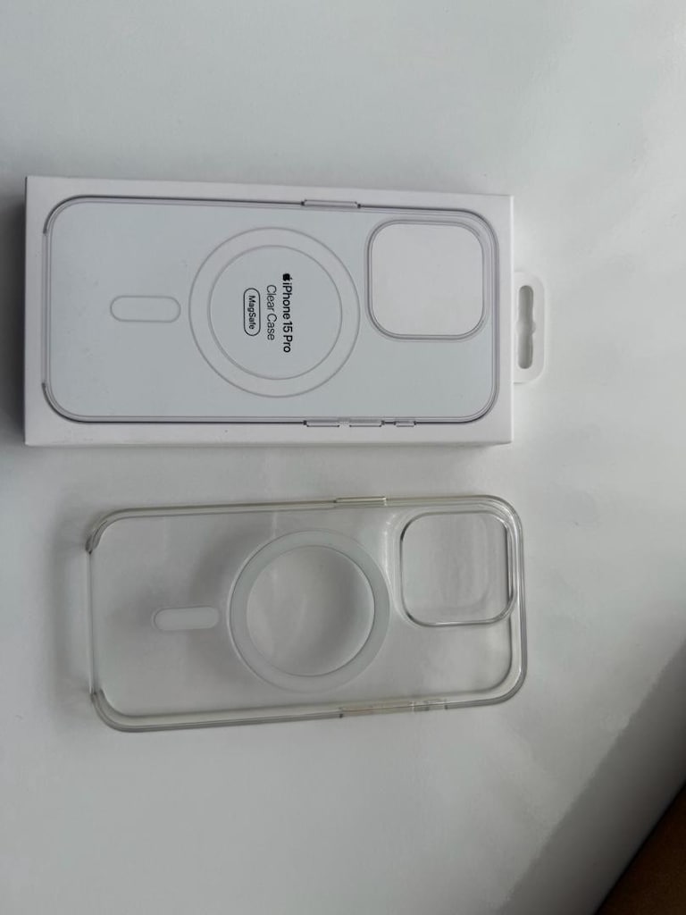 Apple iPhone 15 Pro Kılıf ve ekran koruyucu - 5