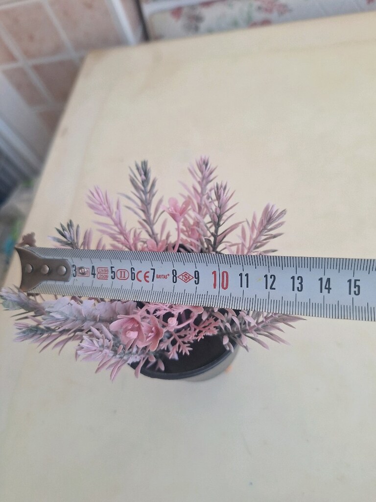 yapay çiçek ölçüsü fotoda mevcuttur - 2