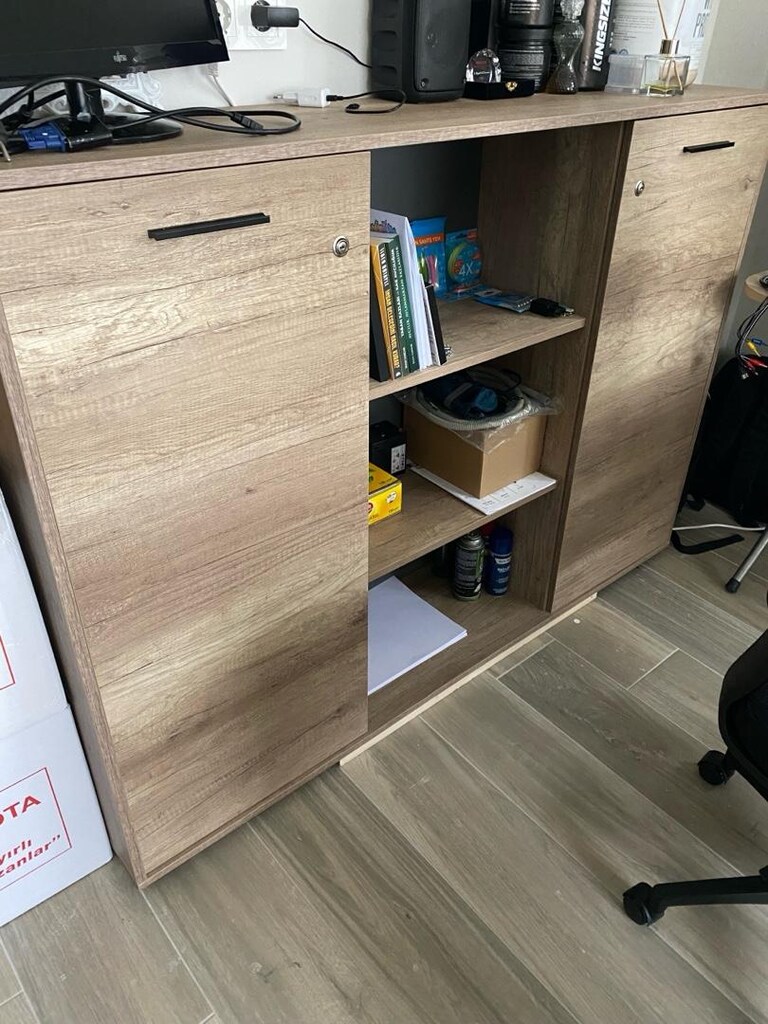 Ofis tipi kitaplık dosyalık