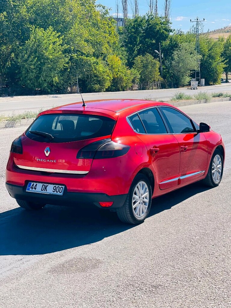 2015 Model Megane 3 touch plas - 4