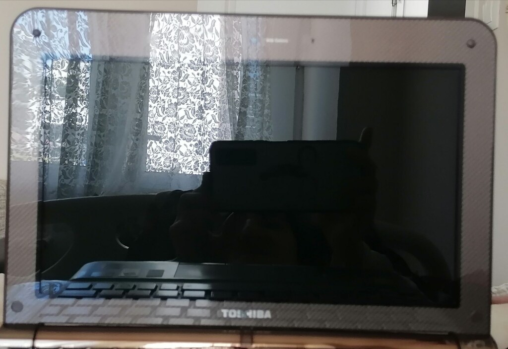 Toshiba Notebook. - 6