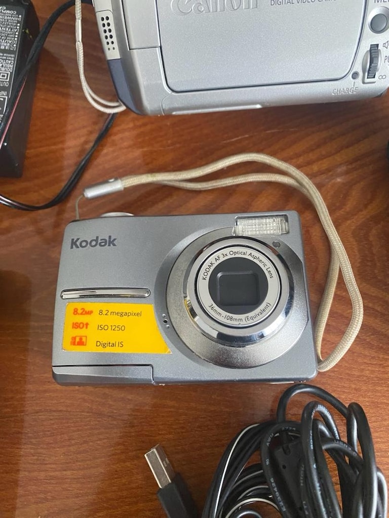 Canon MV 600 - 6