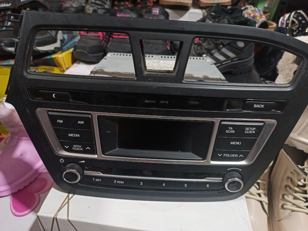 Hyundai i20 orjinal oto teyp sıfır ayarında - 3