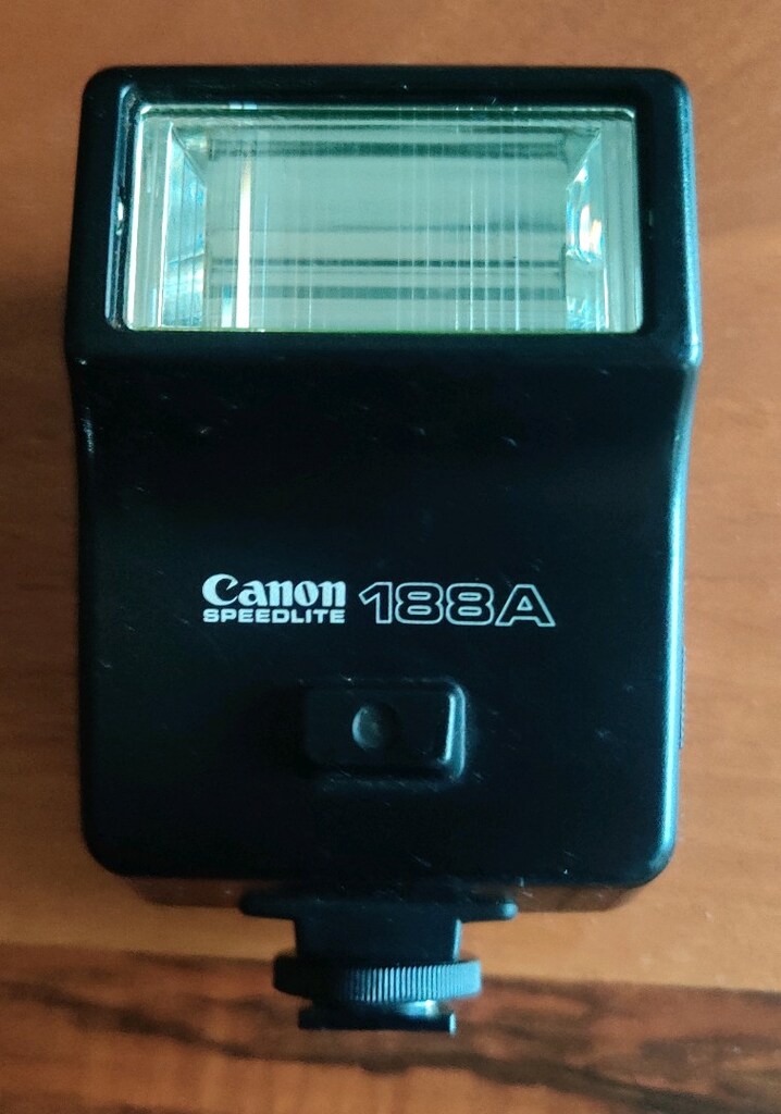 Canon Speedlite 188A Model 35 mm AE-1 A-1 SLR Kameralar için Flaş. - 2