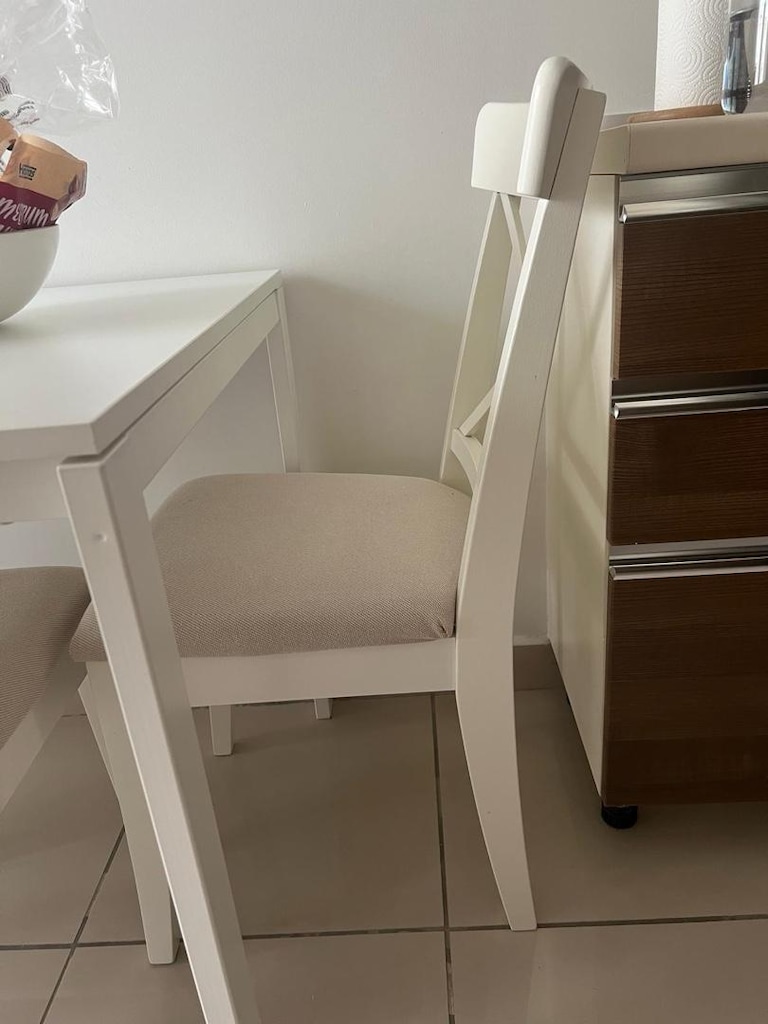 IKEA VIHALS MASA VE ROSENTROP SANDALYE - 2