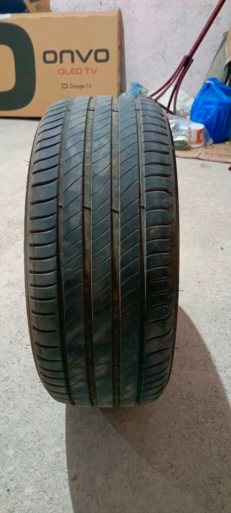 MİCHELİN 215 45 17 - 2