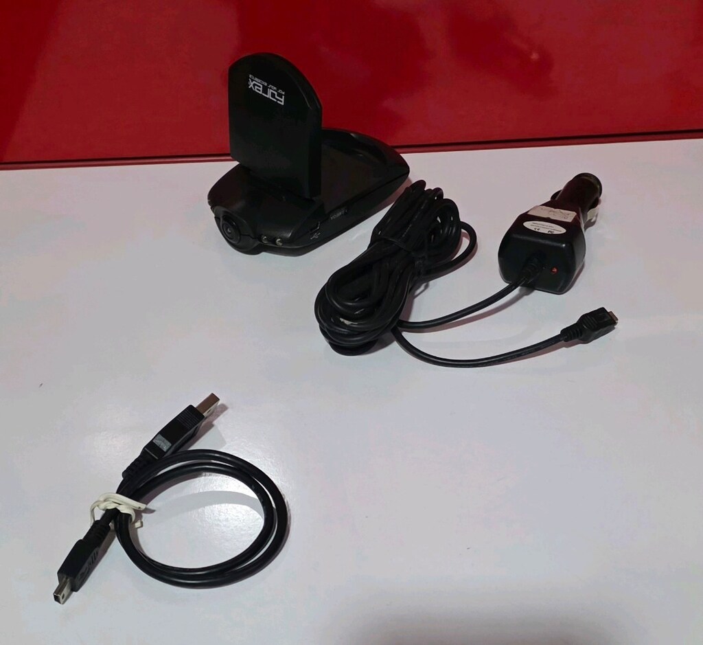 Araç çakmaklık ve usb şarj kamera kablosu. Sıfır. - 4