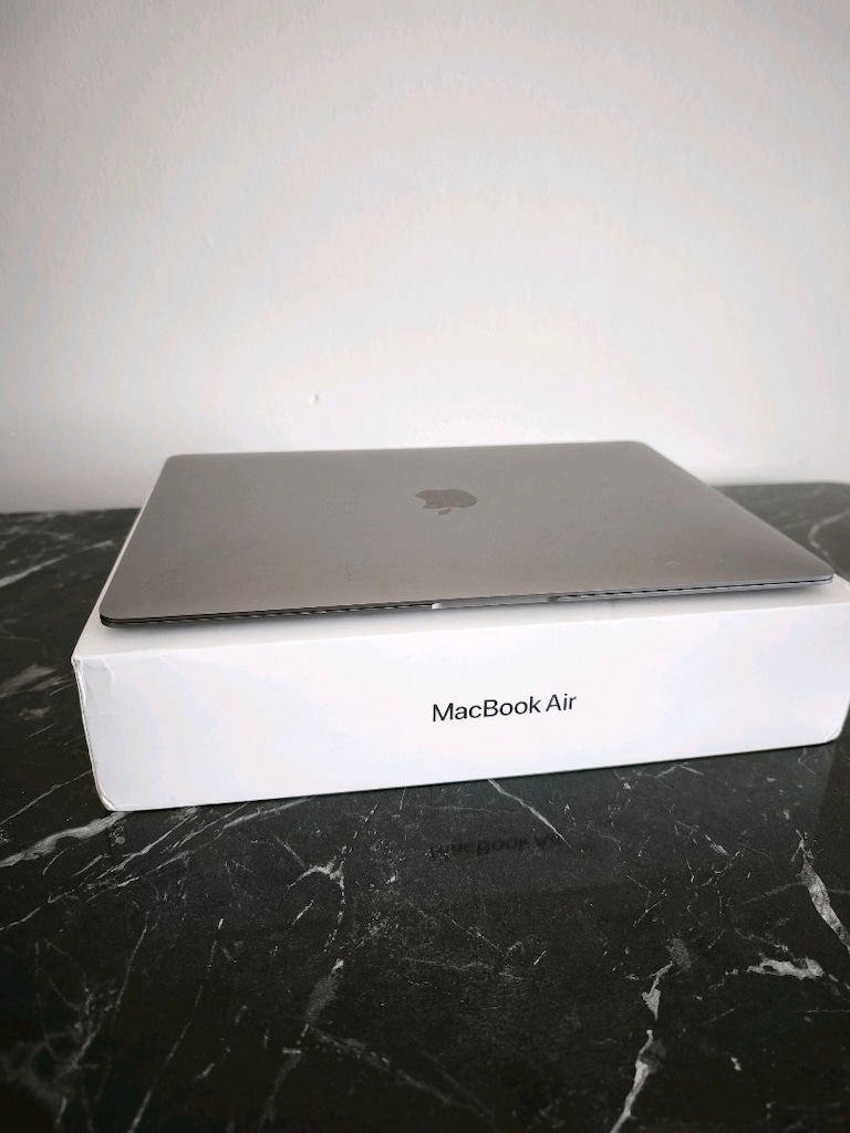 Tertemiz Macbook Air 2018 - 6