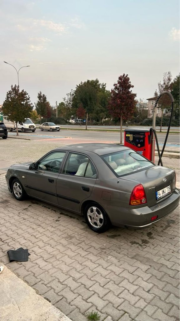 Hyundai admire 2004 otomatik - 8