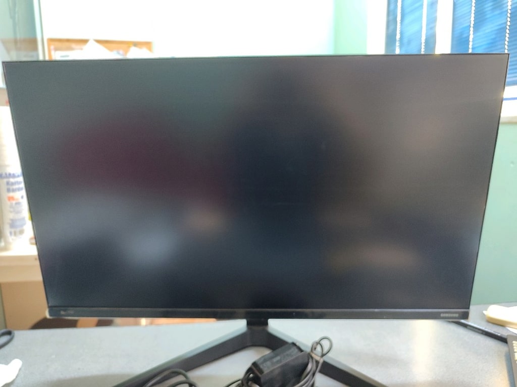 Samsung 27inc Full HD Monitör - 3