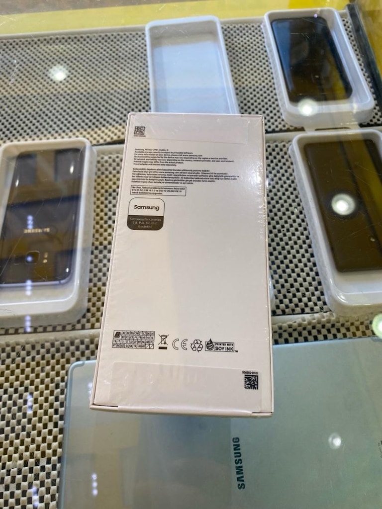 dükkandan sıfır kapalı kutu Samsung a17 5g - 2