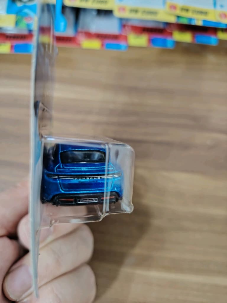 Hot wheels porsche taycan turbo s - 3