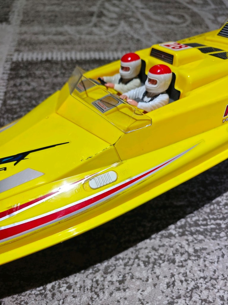 RC Uzaktan Kumandalı Tekne - 11