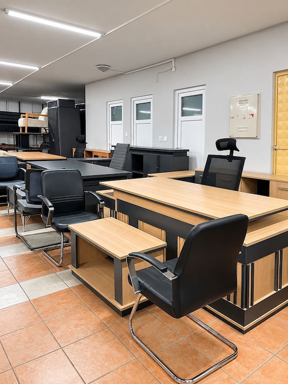 KLAS OFİS ÜSKÜDAR 200x85 cm AKÇE MÜDÜR MASA TAKIMI SIFIR - 3