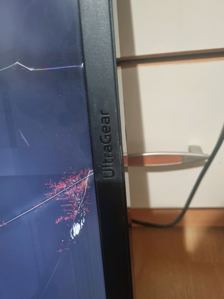 SATILIK ekran kırık 24 İNC LG ultra gear monitör kartı - 3