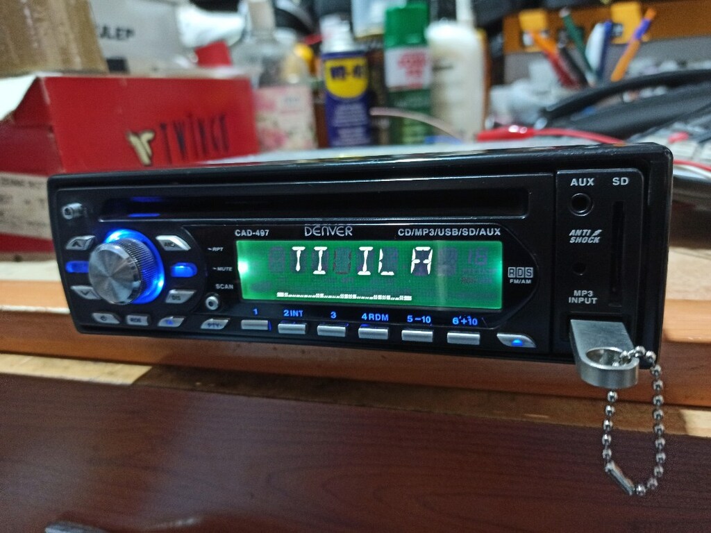 USB AUX RADYO tek anfi çıkışli oto teyp sorunsuz çalışır durumda - 2