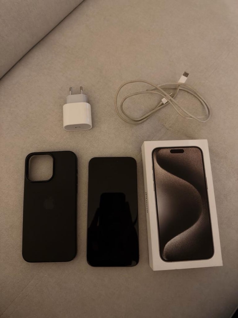 Iphone 15 Pro Max - 2