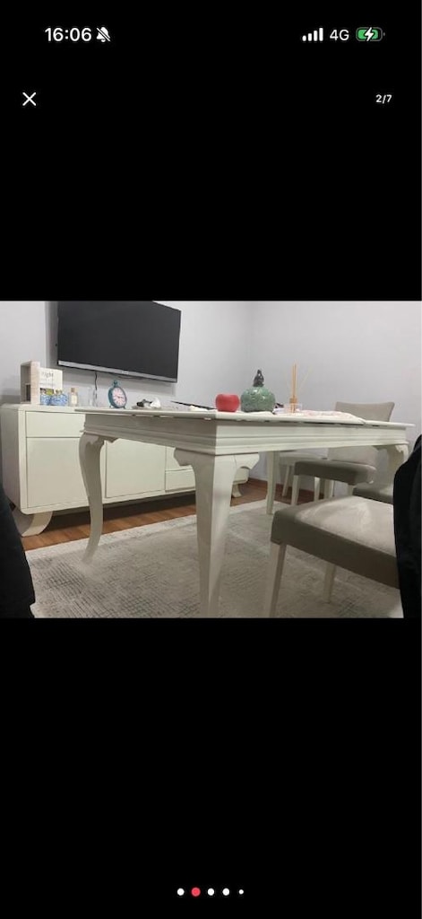 Beyaz konsol ve yemek masası takımı - 4